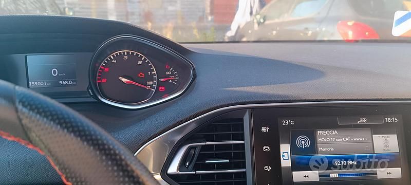 Usata Peugeot 308 120 CV (88 kW) 2014 Grigio Berlina