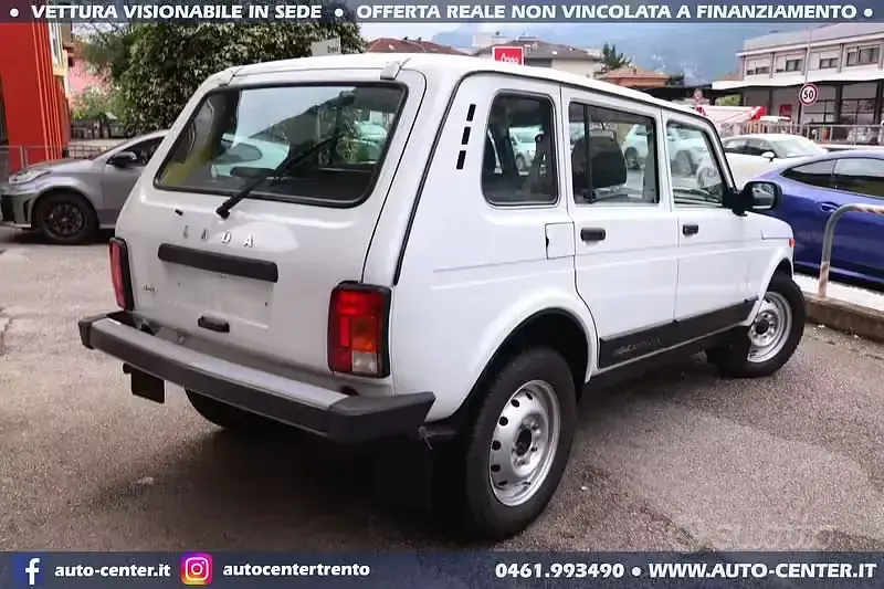 Usata Lada niva 83 CV (61 kW) 2018 Bianco SUV