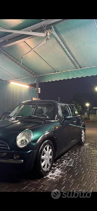 Usata Mini ONE 2003 Verde Utilitaria