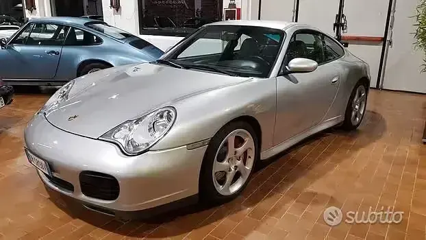 Usata Porsche 911 Carrera 4S 320 CV (235 kW) 2002 Grigio Coupé