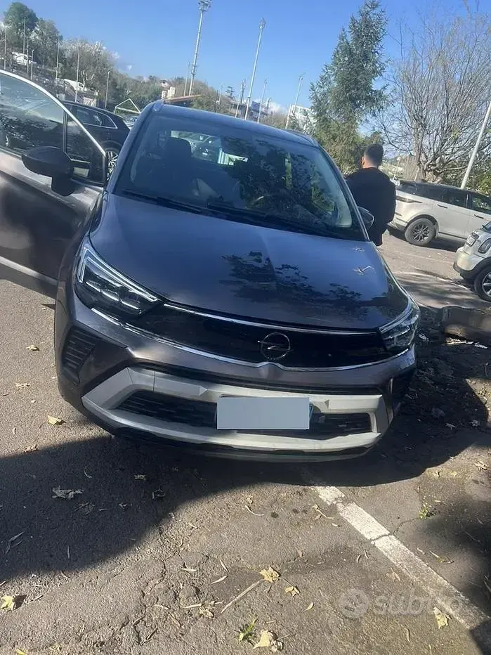 Usata Opel Crossland 110 CV (80 kW) 2021 Grigio SUV