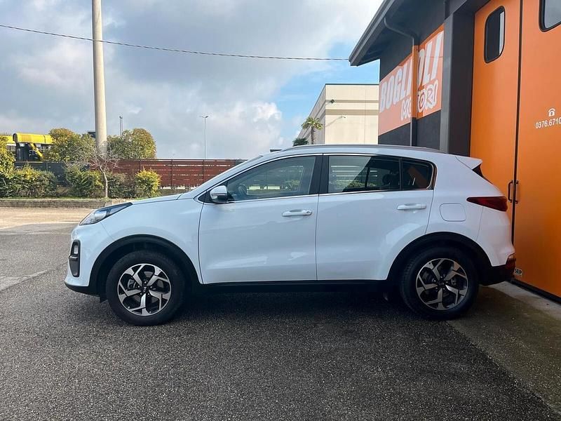 Usata Kia Sportage Urban 126 CV (92 kW) 2021 Bianco SUV