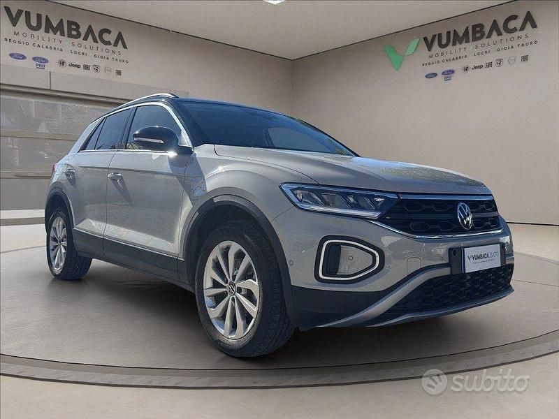 Usata VW T-Roc R-line 110 CV (80 kW) 2025 Bianco SUV