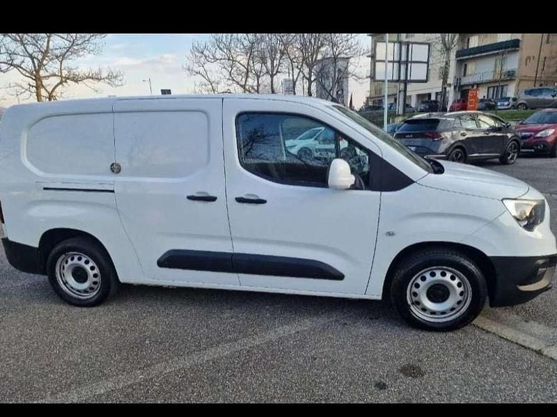 Usata Opel Combo 101 CV (74 kW) 2019 Bianco Furgone
