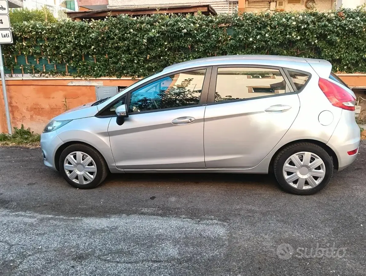 Usata Ford Fiesta 60 CV (44 kW) 2011