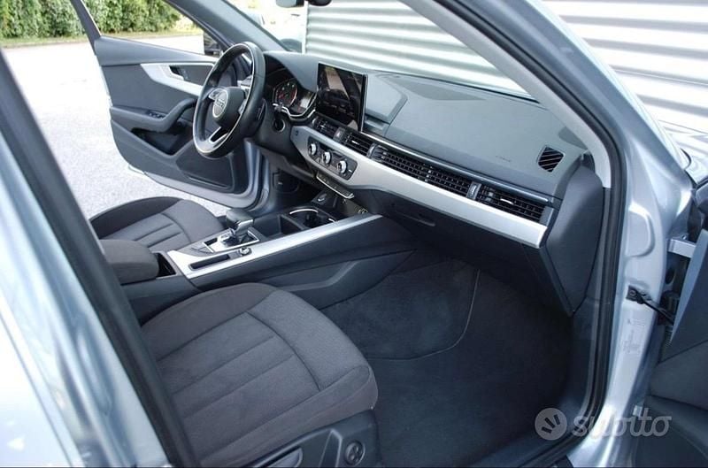 Usata Audi A4 Ambiente 136 CV (100 kW) 2020 Grigio Station wagon