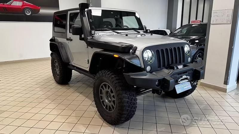 Usata Jeep Wrangler 200 CV (147 kW) 2018 Grigio SUV