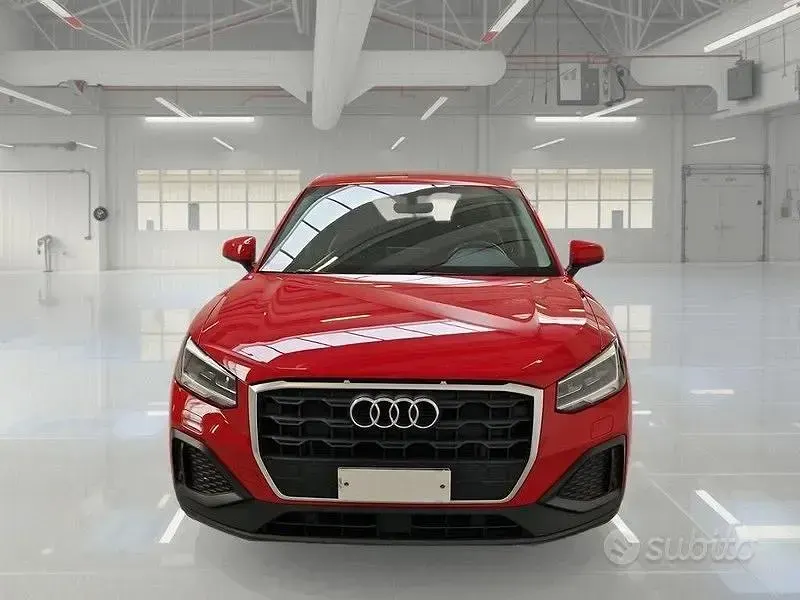 Usata Audi Q2 Business 116 CV (85 kW) 2022 Rosso SUV