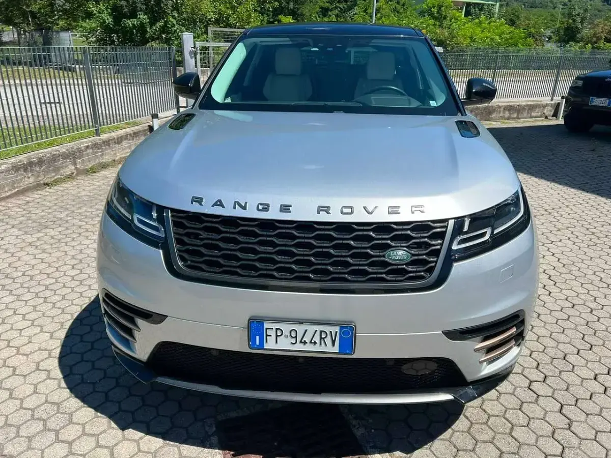 Usata Land Rover Range Rover Velar R-Dynamic 250 CV (183 kW) 2018 Grigio SUV