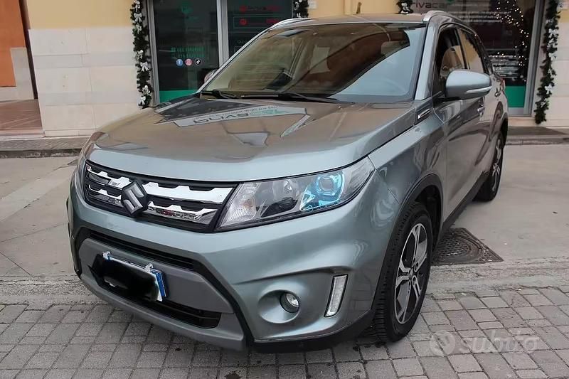 Usata Suzuki Vitara 120 CV (88 kW) 2015 Grigio SUV