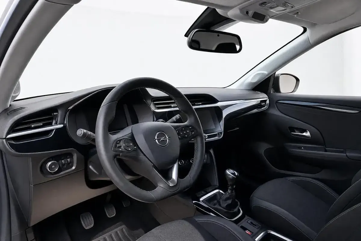 Usata Opel Corsa Elegance 100 CV (73 kW) 2023 Bianco Utilitaria