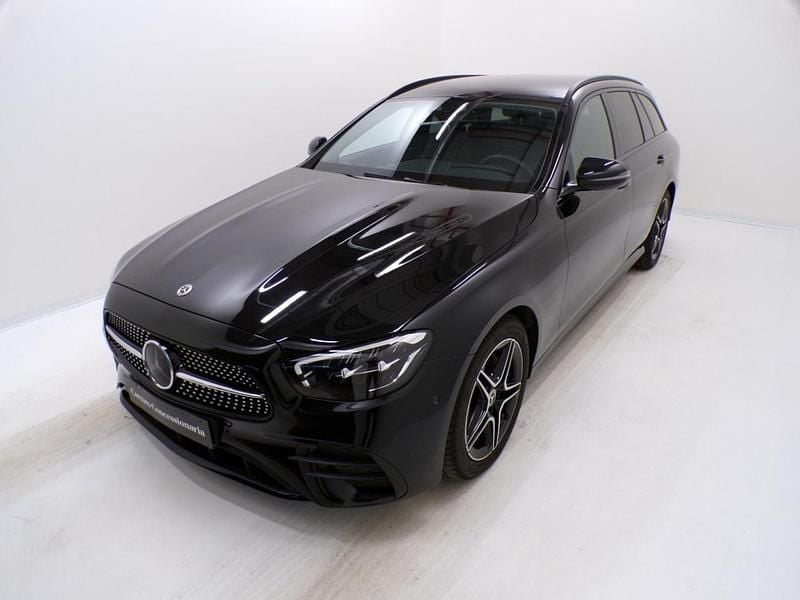 Nero metallizzato Usata 2022 Mercedes 300 Premium Station wagon | 34.900 € (Buon prezzo) - Immagine 1/4