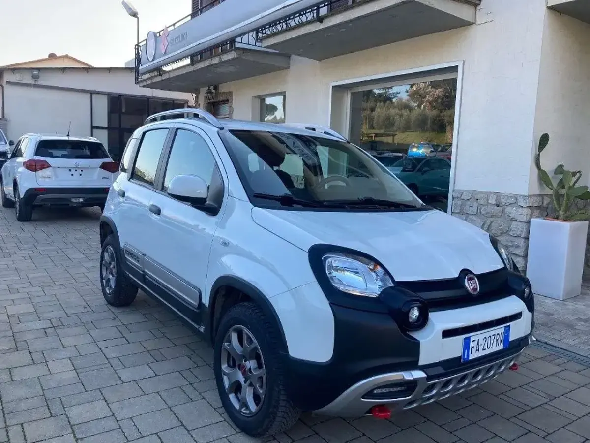 Usata Fiat Panda Cross Cross 95 CV (69 kW) 2015 Bianco Utilitaria
