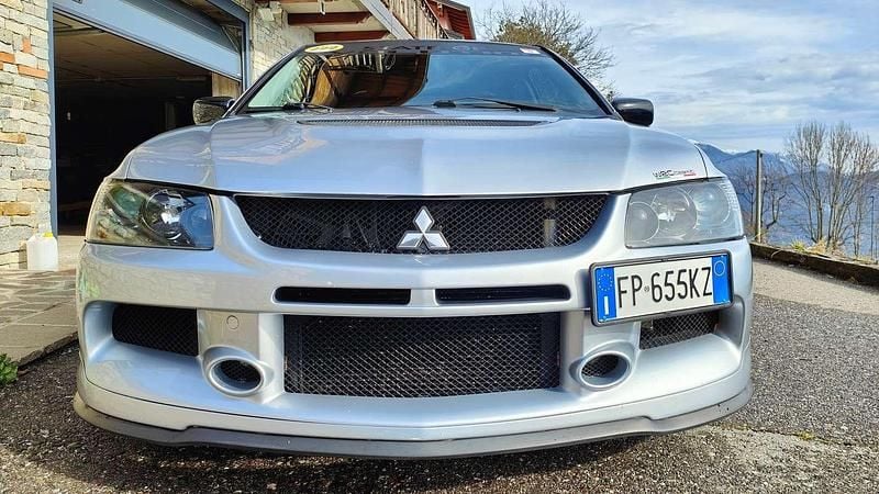 Usata Mitsubishi Lancer Evolution 265 CV (194 kW) 2006 Argento Berlina