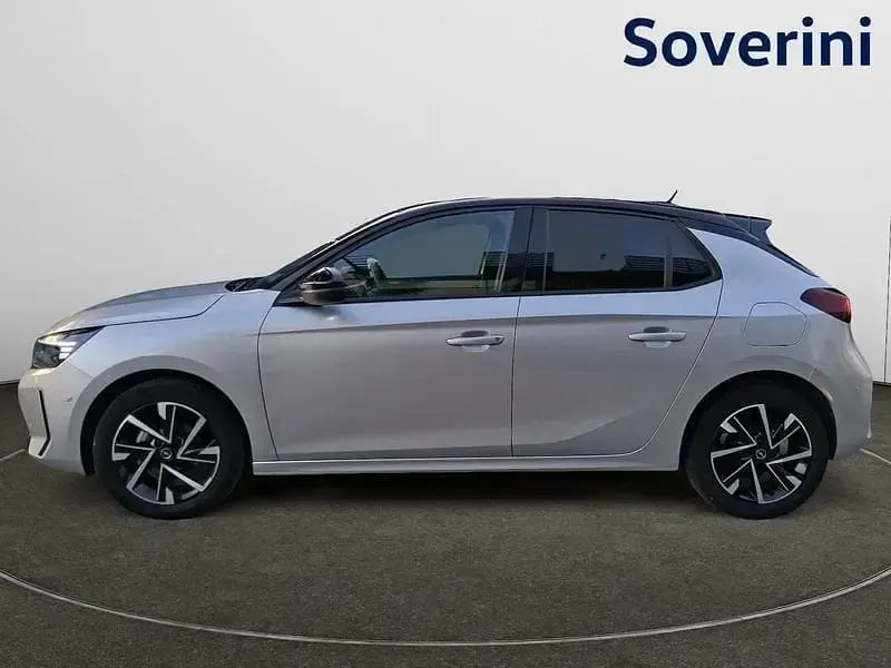 Usata Opel Corsa 75 CV (55 kW) 2024 Argento Berlina