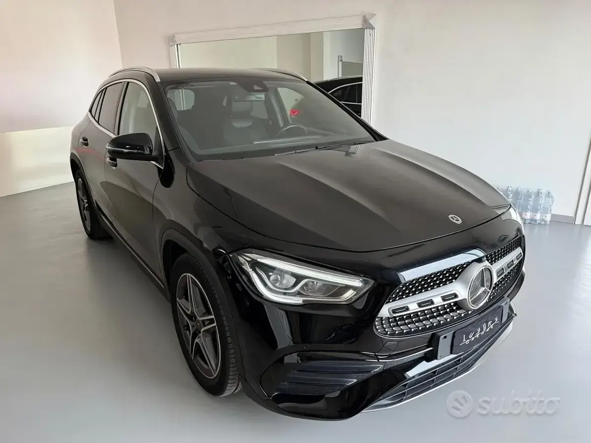 Usata Mercedes GLA220 Premium 190 CV (139 kW) 2020 Nero SUV