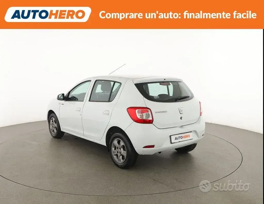 Usata Dacia Sandero 73 CV (53 kW) 2016 Bianco Berlina