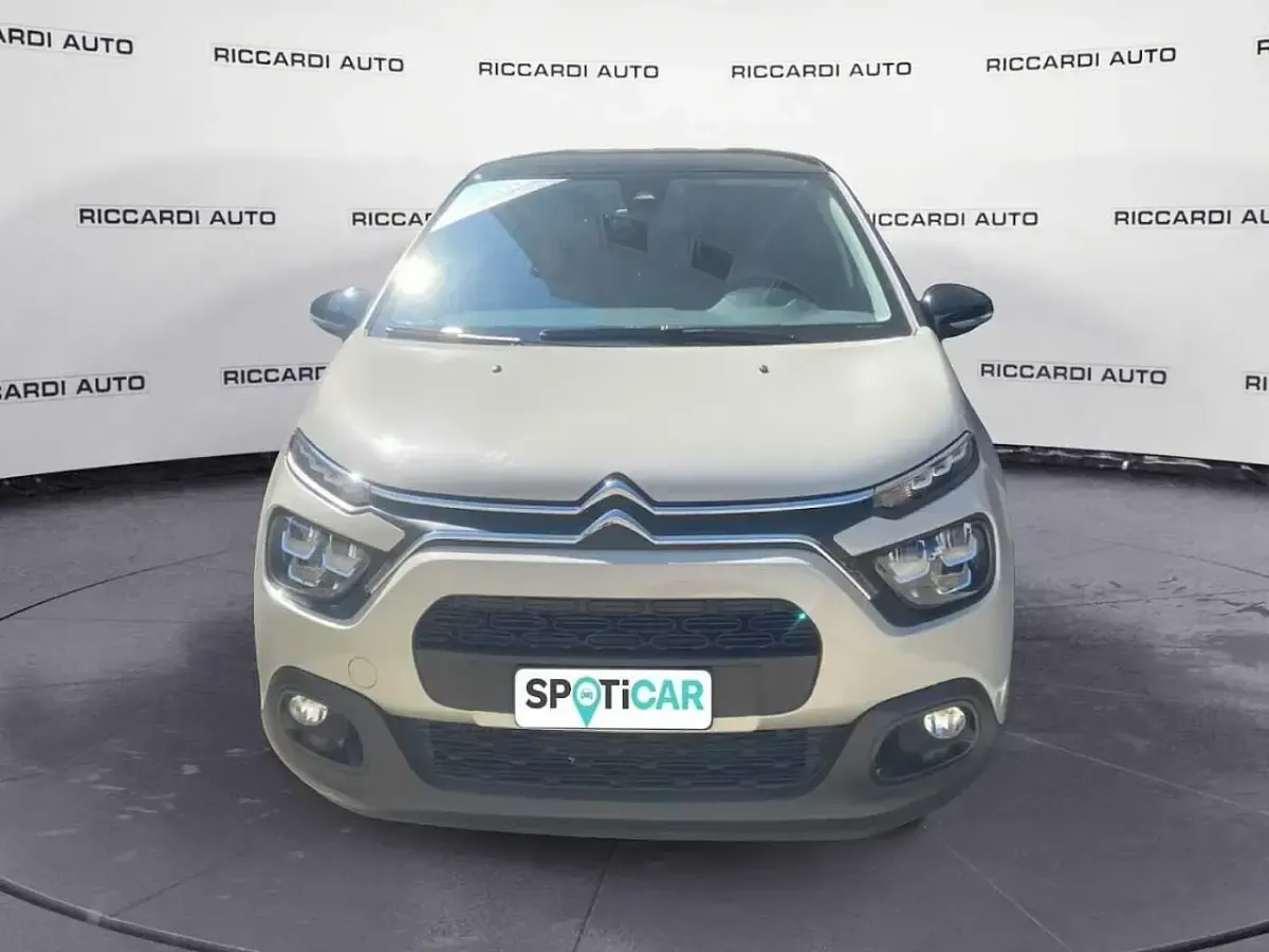 Usata Citroën C3 PureTech 110 CV (80 kW) 2023 Beige Utilitaria
