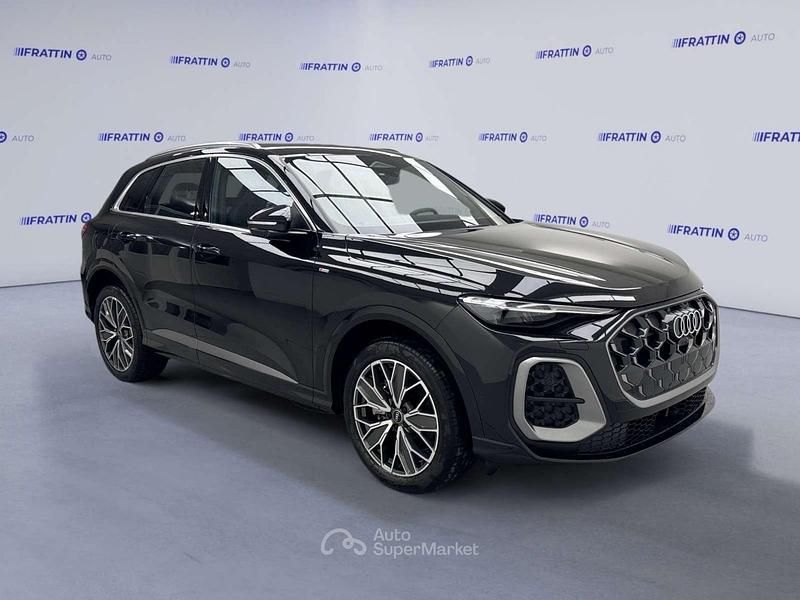 Nuova Audi Q5 S-Line 204 CV (150 kW) 2026 Nero SUV