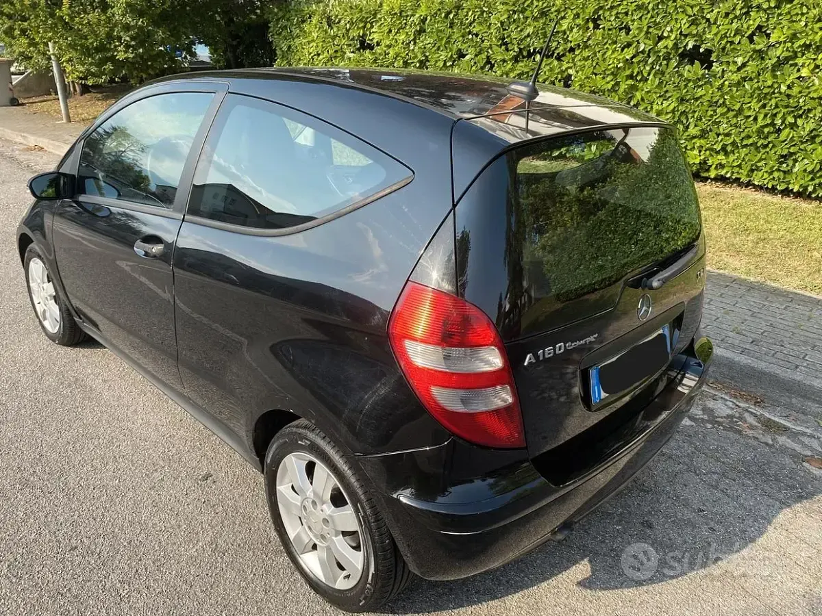 Usata Mercedes A160 Classic 82 CV (60 kW) 2008 Nero Coupé