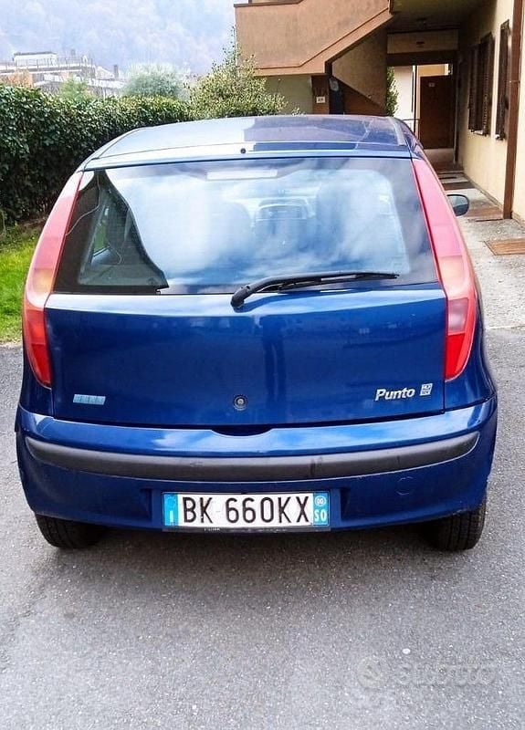 Usata Fiat Punto 2000 Blu Utilitaria