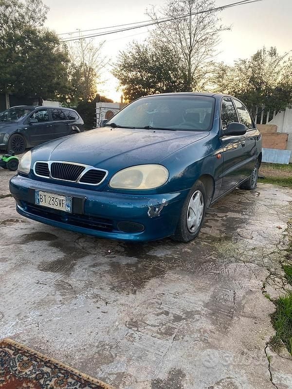 Usata Chevrolet Lanos 75 CV (55 kW) 2001 Berlina