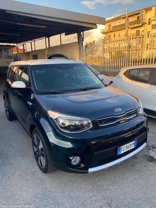 Blu Usata 2017 Kia Soul SUV | 10.200 € (Buon prezzo) - Immagine 1/4
