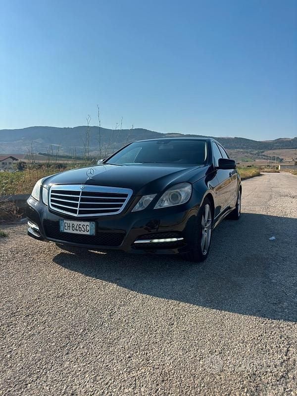 Usata Mercedes E350 2011 Nero Berlina