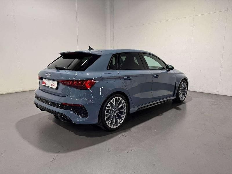 Usata Audi RS3 400 CV (294 kW) 2023 Blu Berlina