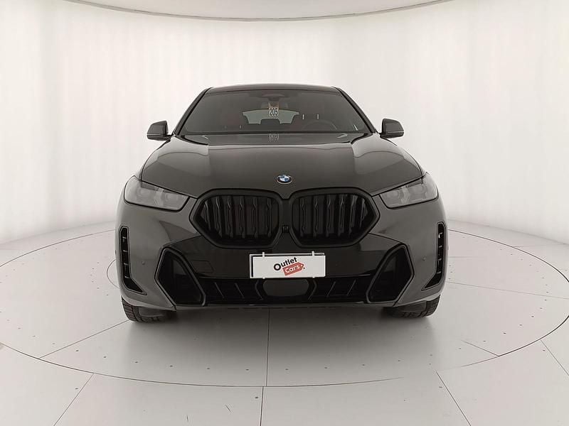 Usata BMW X6 M Sport 340 CV (250 kW) 2024 Nero metallizzato SUV