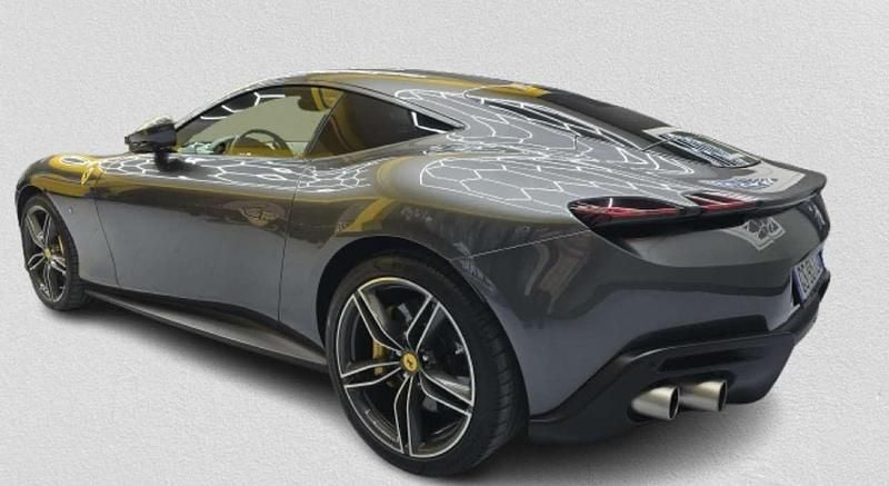 Usata Ferrari Roma 620 CV (456 kW) 2022 Grigio Coupé