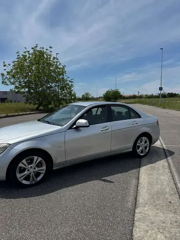 Usata Mercedes C220 Avantgarde 170 CV (125 kW) 2007 Berlina