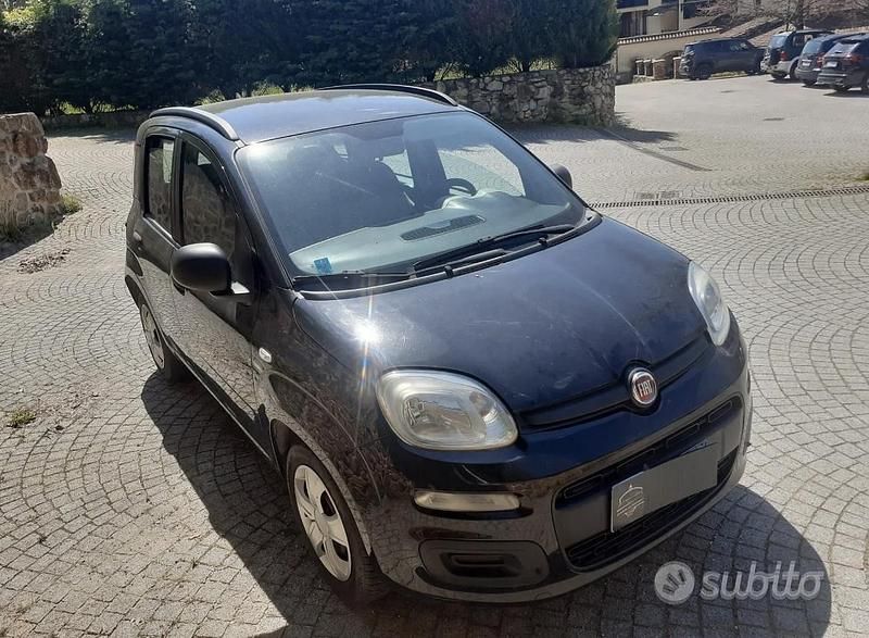 Usata Fiat Panda 69 CV (50 kW) 2015 Nero Utilitaria