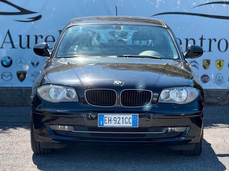 Usata BMW 118 143 CV (105 kW) 2011 Nero Utilitaria