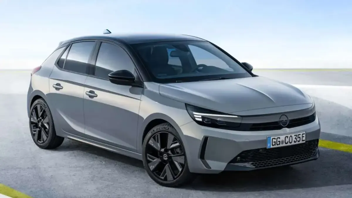 Nuova Opel Corsa 101 CV (74 kW) 2026 Argento Utilitaria