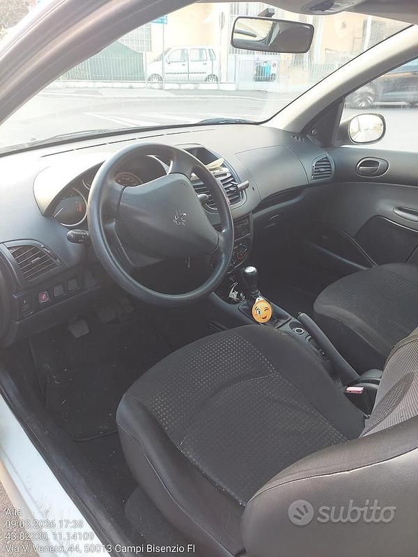 Usata Peugeot 206+ 60 CV (44 kW) 2010 Utilitaria