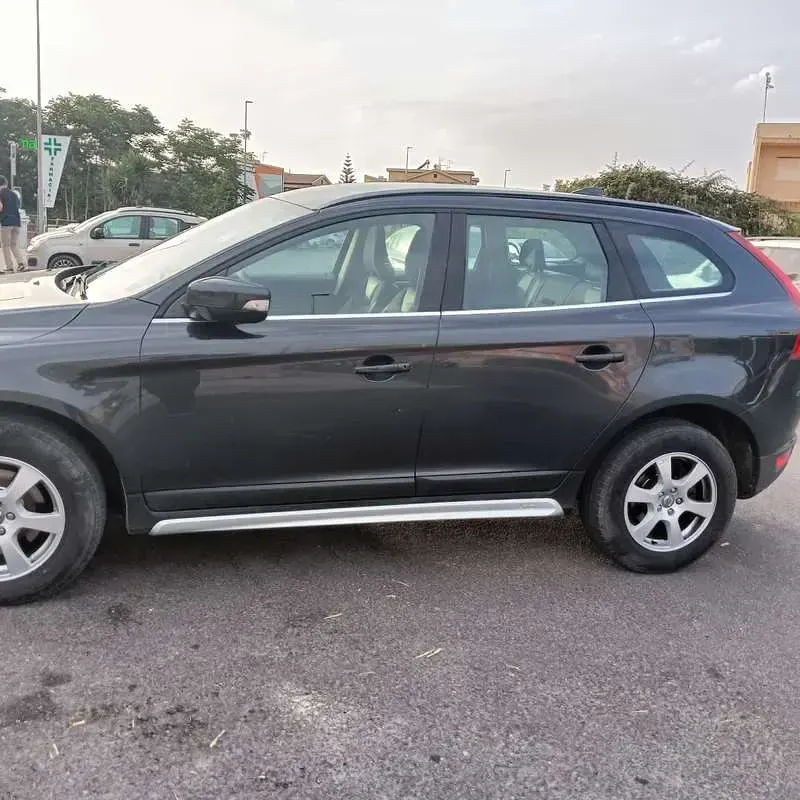 Usata Volvo XC60 Momentum 205 CV (150 kW) 2011 SUV