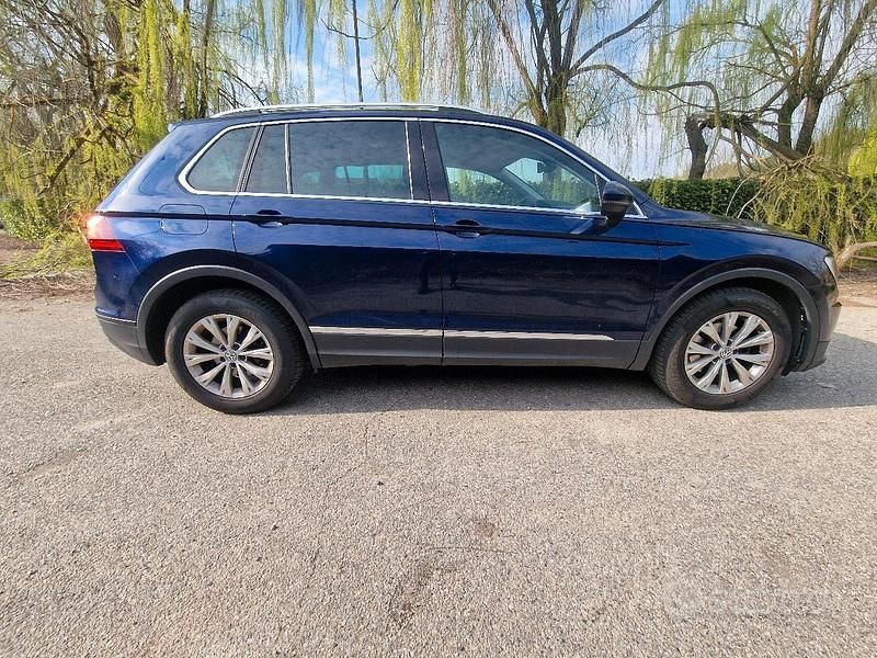 Usata VW Tiguan Business 150 CV (110 kW) 2018 Blu SUV