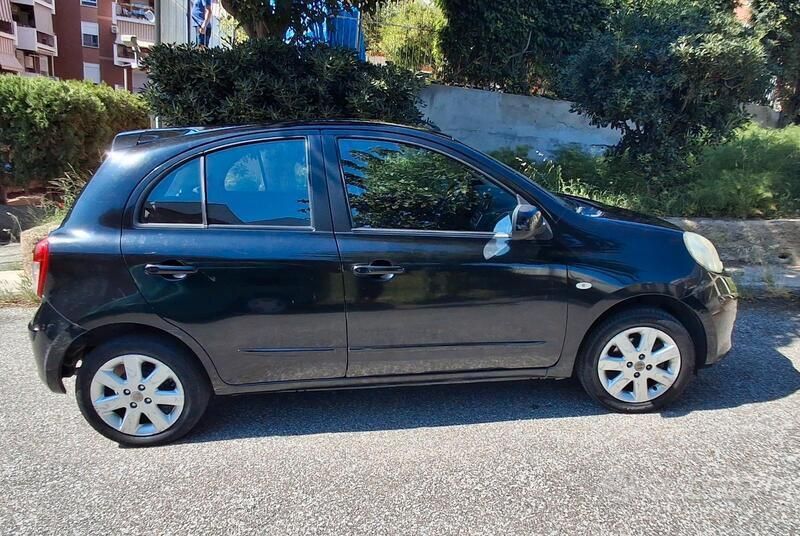 Usata Nissan Micra Acenta 80 CV (58 kW) 2011 Nero Utilitaria