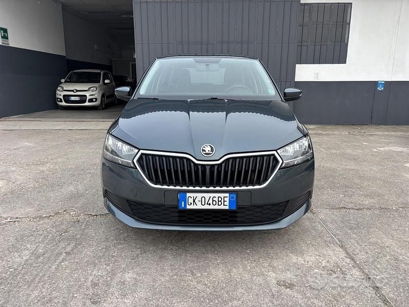 Usata Skoda Fabia 60 CV (44 kW) 2019 Grigio Berlina