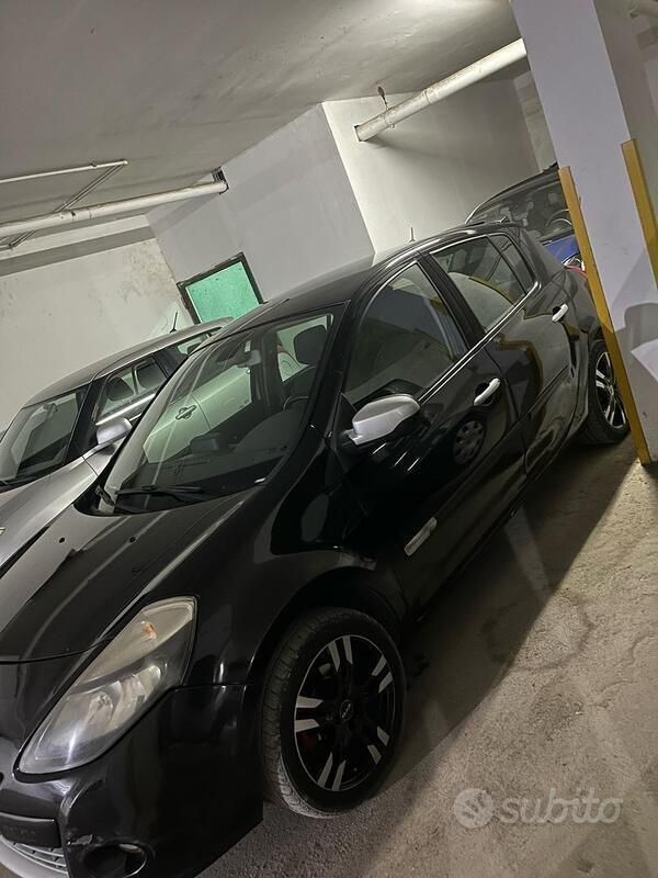 Usata Renault Clio II 58 CV (42 kW) 2009 Nero Berlina