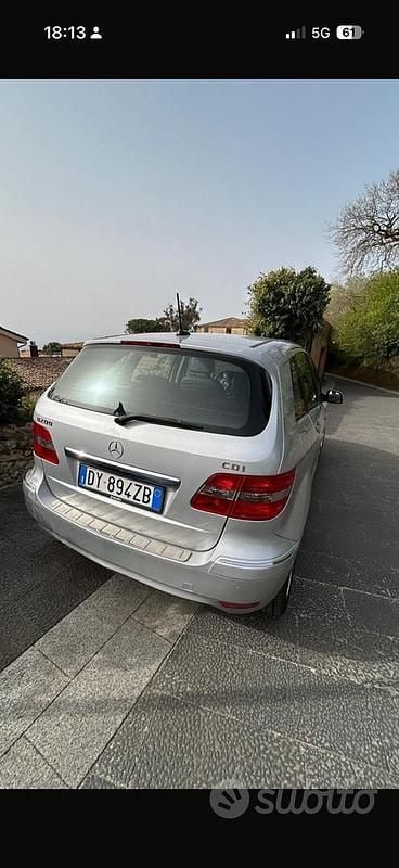 Usata Mercedes B200 2009 Grigio Monovolume