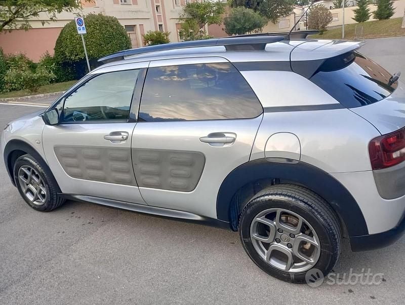 Usata Citroën C4 99 CV (72 kW) 2015 Grigio SUV