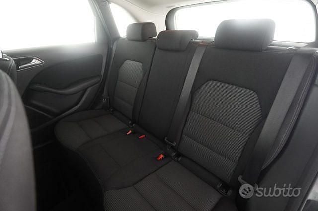 Usata Mercedes B160 Business 89 CV (65 kW) 2016 Nero Monovolume