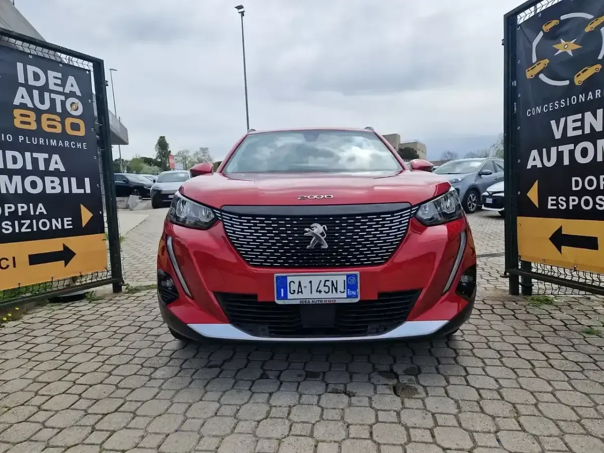 Usata Peugeot 2008 Allure 131 CV (96 kW) 2020 Rosso SUV