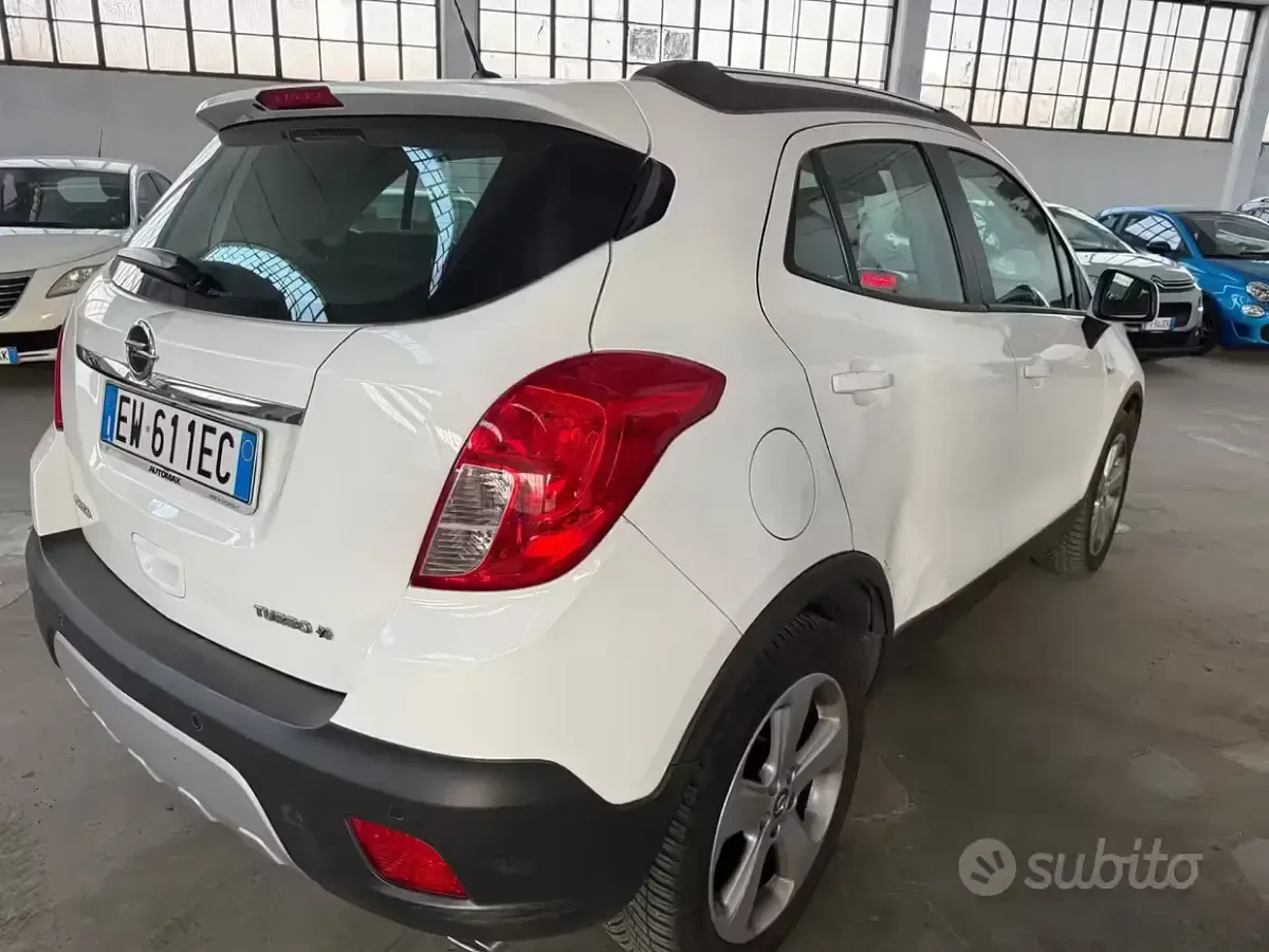 Usata Opel Mokka Cosmo 140 CV (102 kW) 2014 Bianco SUV