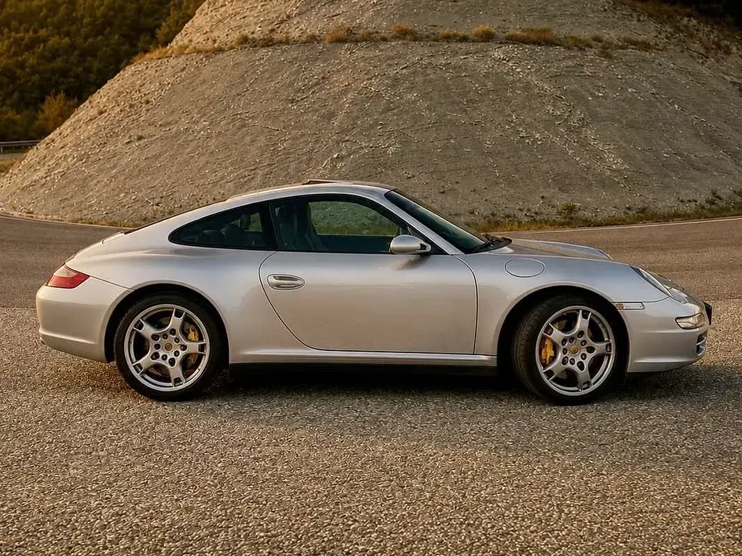 Usata Porsche 911 Carrera 4 Sport 345 CV (253 kW) 2008 Argento Coupé