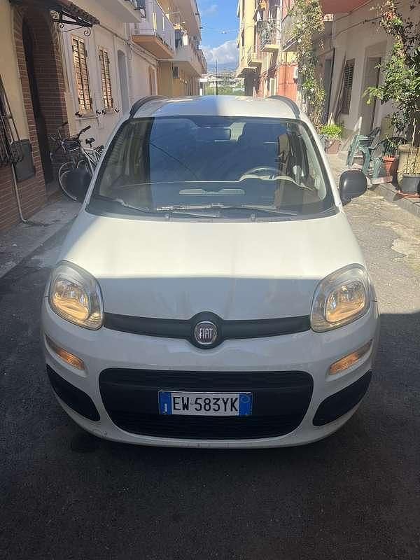 Usata Fiat Panda Lounge 75 CV (55 kW) 2015 Utilitaria