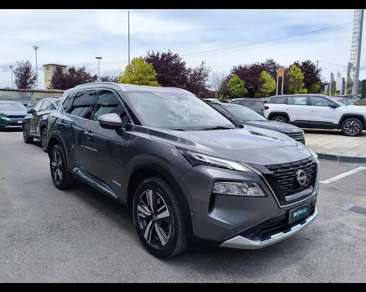 Usata Nissan X-Trail Tekna 158 CV (116 kW) 2024 Grigio SUV