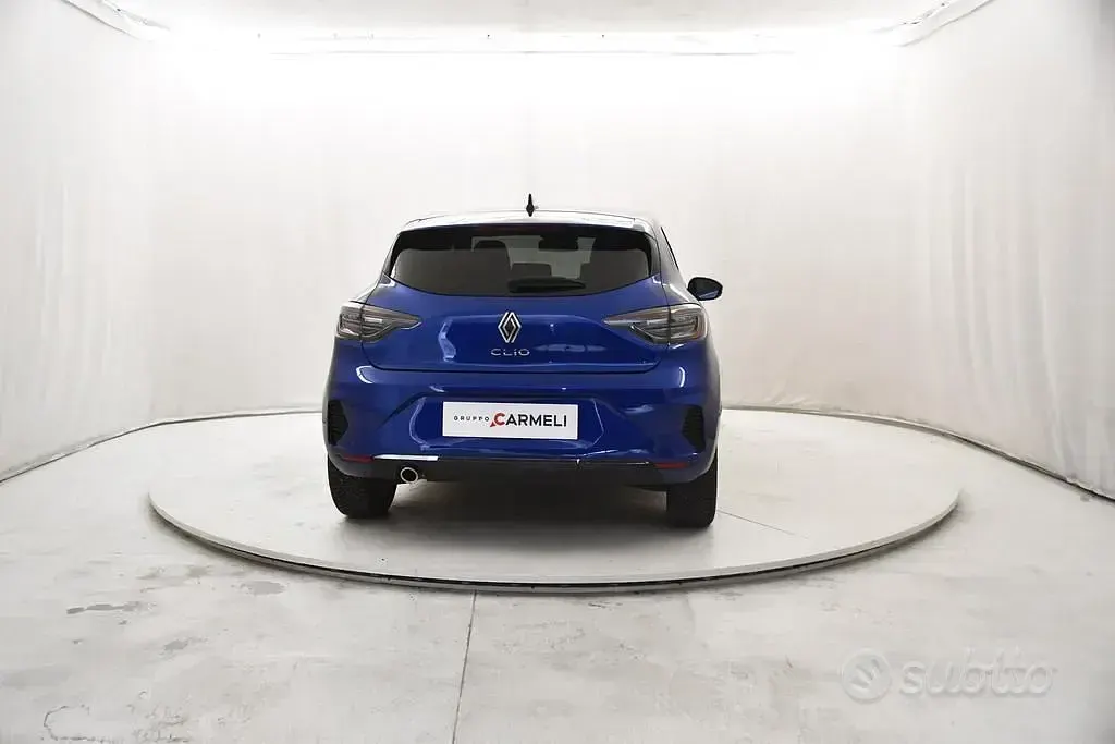 Usado Renault Clio V Techno 91 CV (66 kW) 2025 Azul Berlina